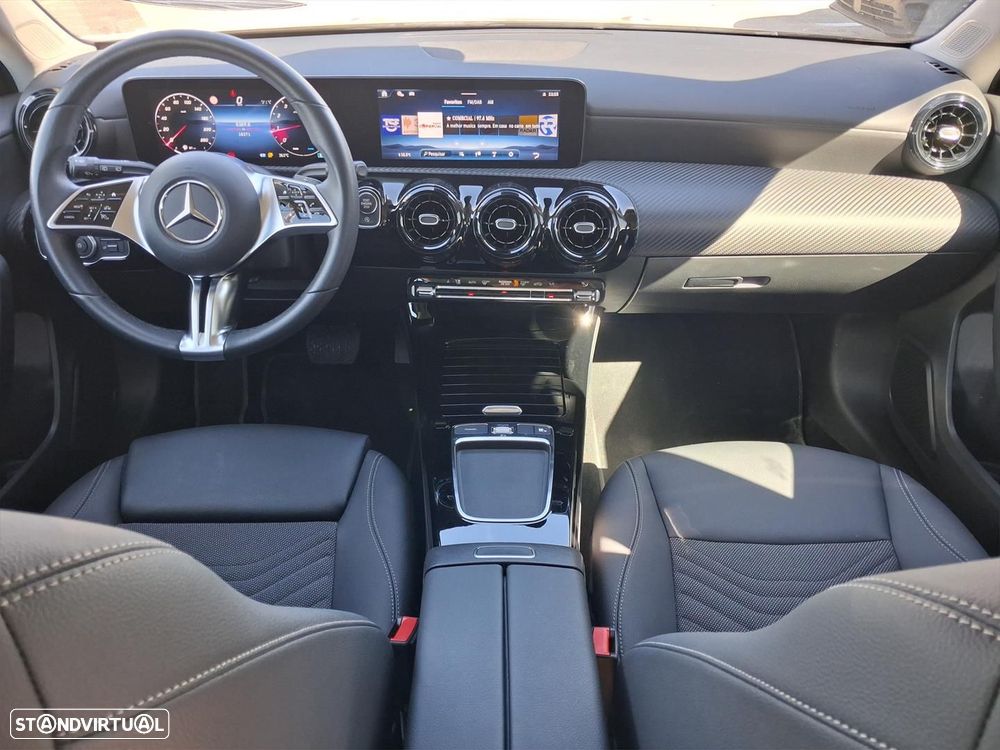 Mercedes-Benz A 200 Standard - 18