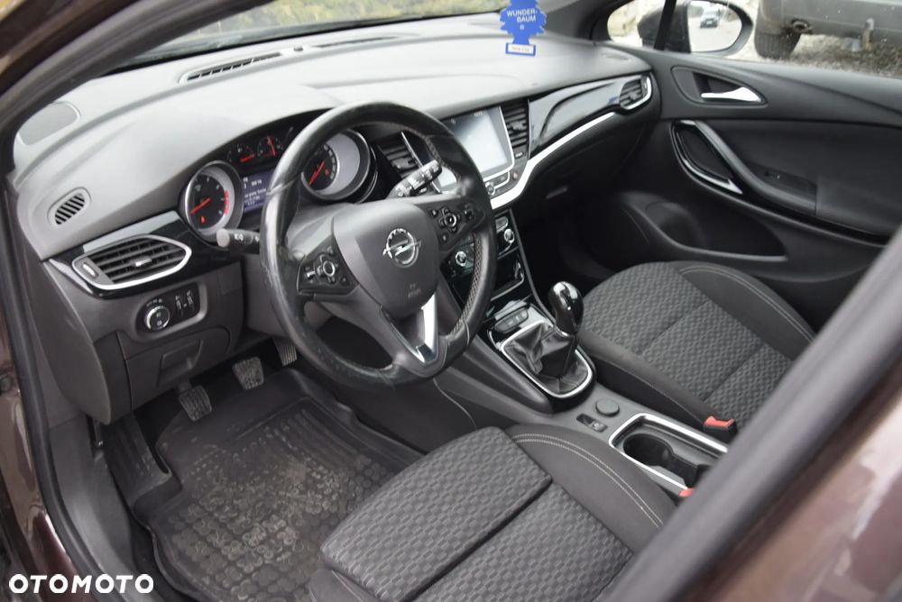 Opel Astra 1.4 T Elite - 14