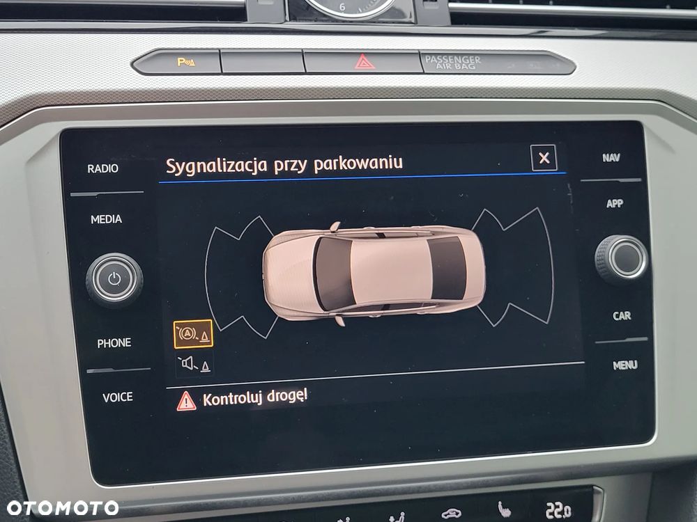 Volkswagen Passat - 18