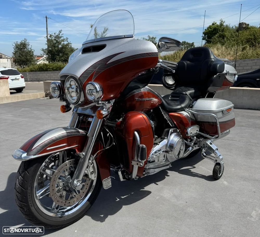 Harley-Davidson Ultra FLHTKSE Ultra Limited CVO - 10