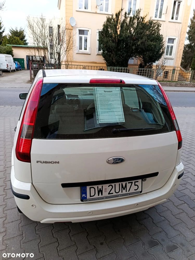 Ford Fusion 1.4 Elegance - 5