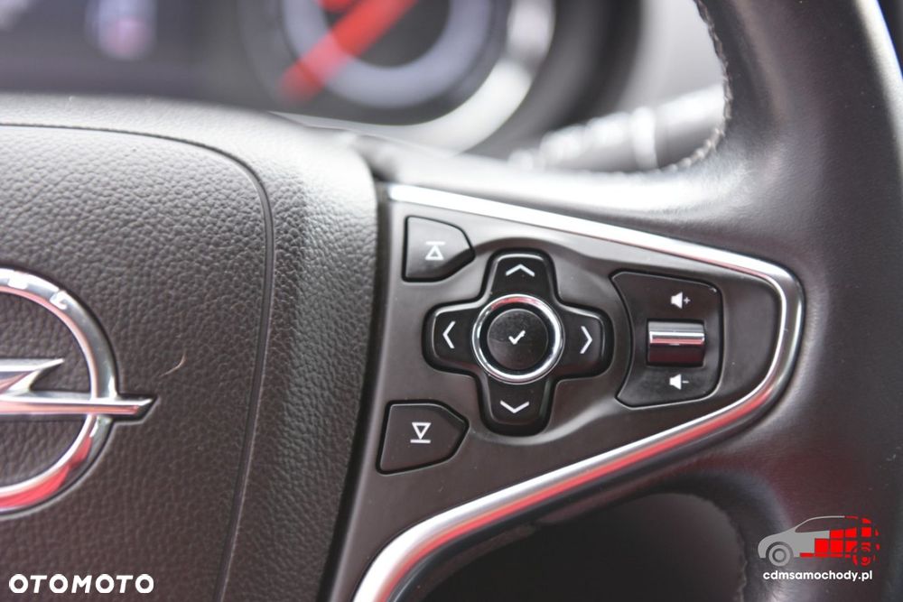 Opel Insignia - 34