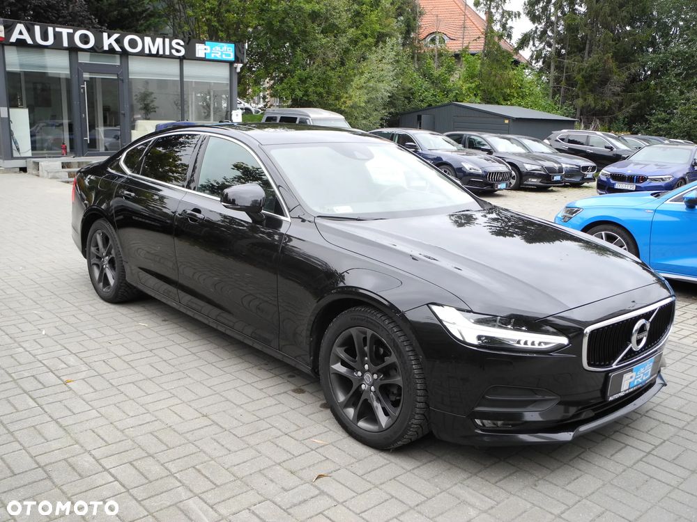 Volvo S90 - 2
