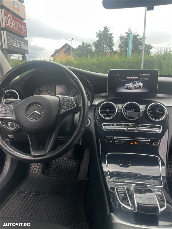 Mercedes-Benz C - 6