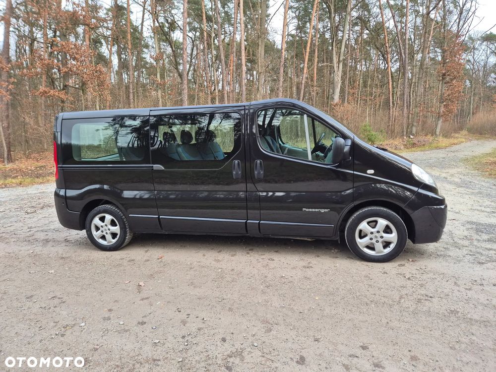 Renault Trafic Grand Passenger Expression - 6
