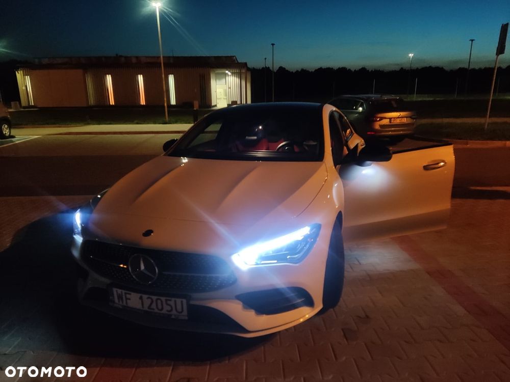 Mercedes-Benz CLA 200 7G-DCT - 19