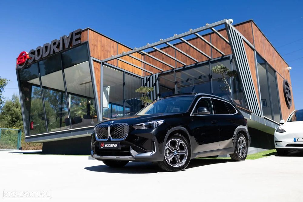 BMW iX1 eDrive20 - 2