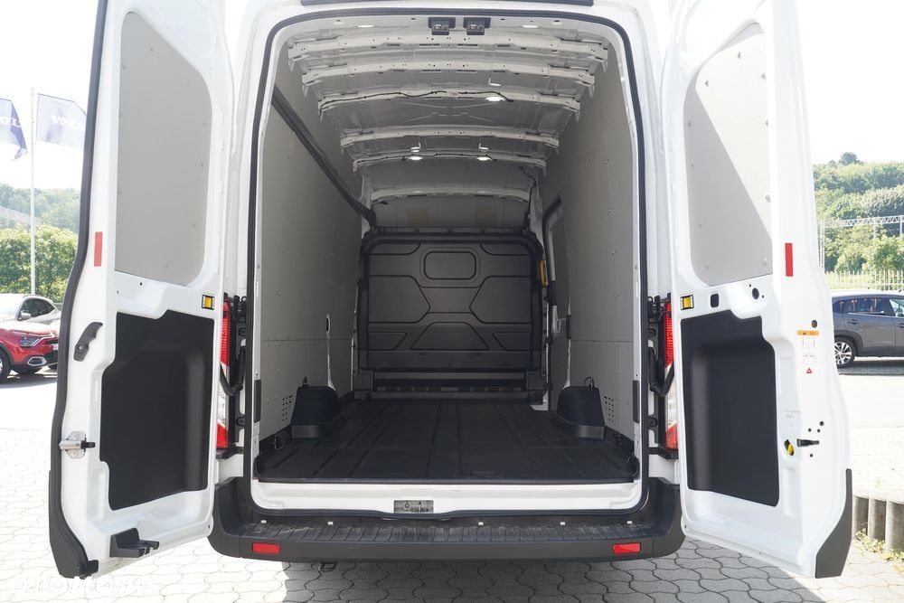 Ford Transit - 8