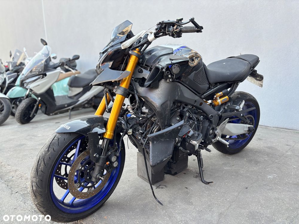 Yamaha MT - 16