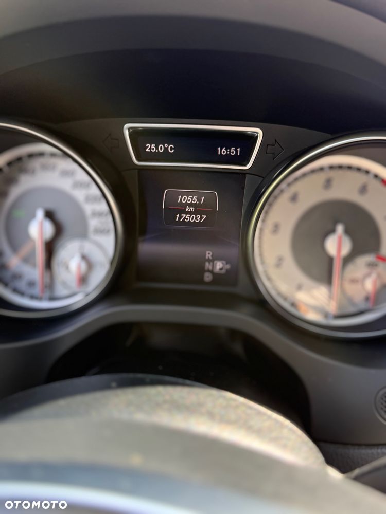 Mercedes-Benz CLA - 8