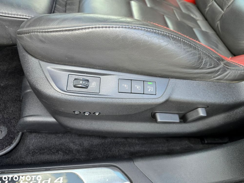 Citroën DS5 Hybrid4 EGS6 SportChic - 17
