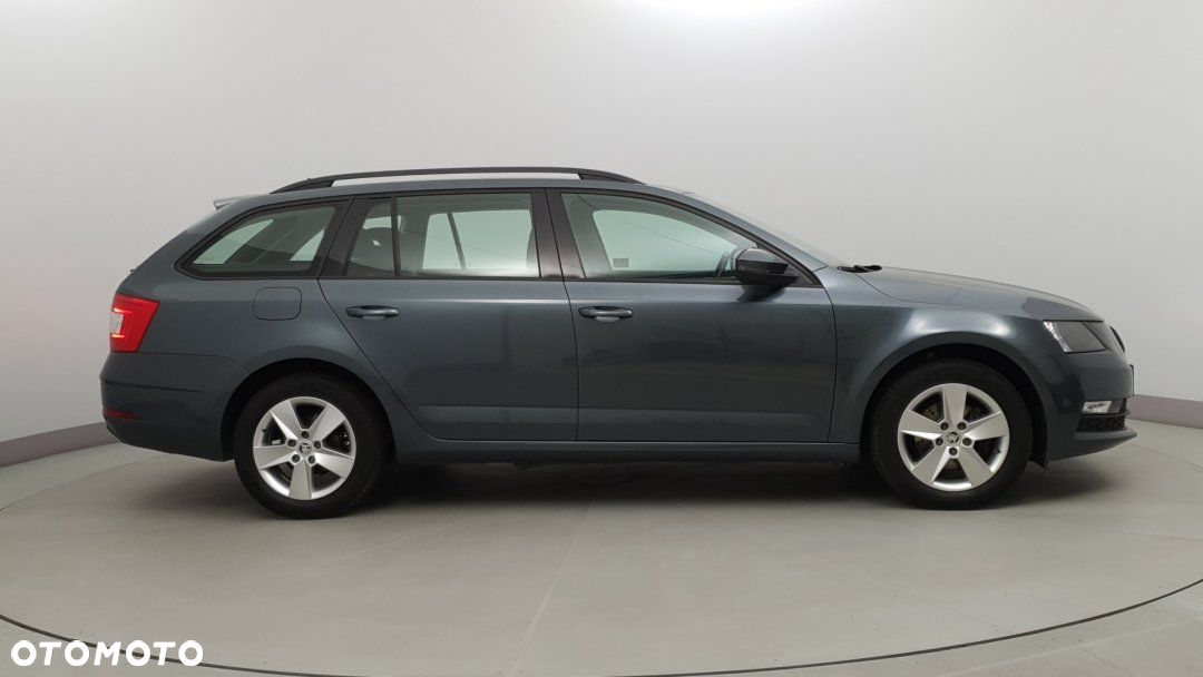 Skoda Octavia - 7