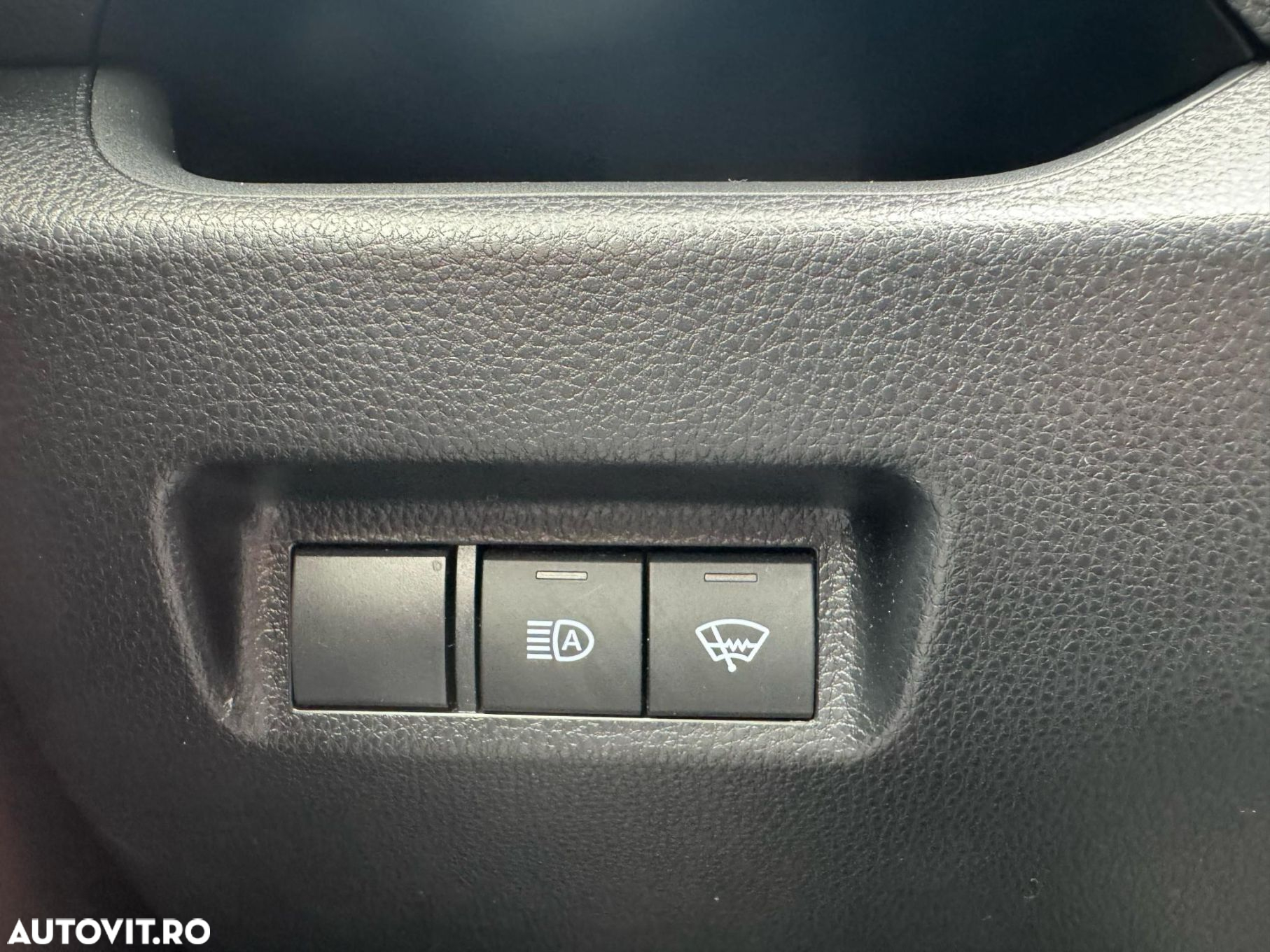 Toyota RAV4 2.0P CVT AWD Dynamic - 24