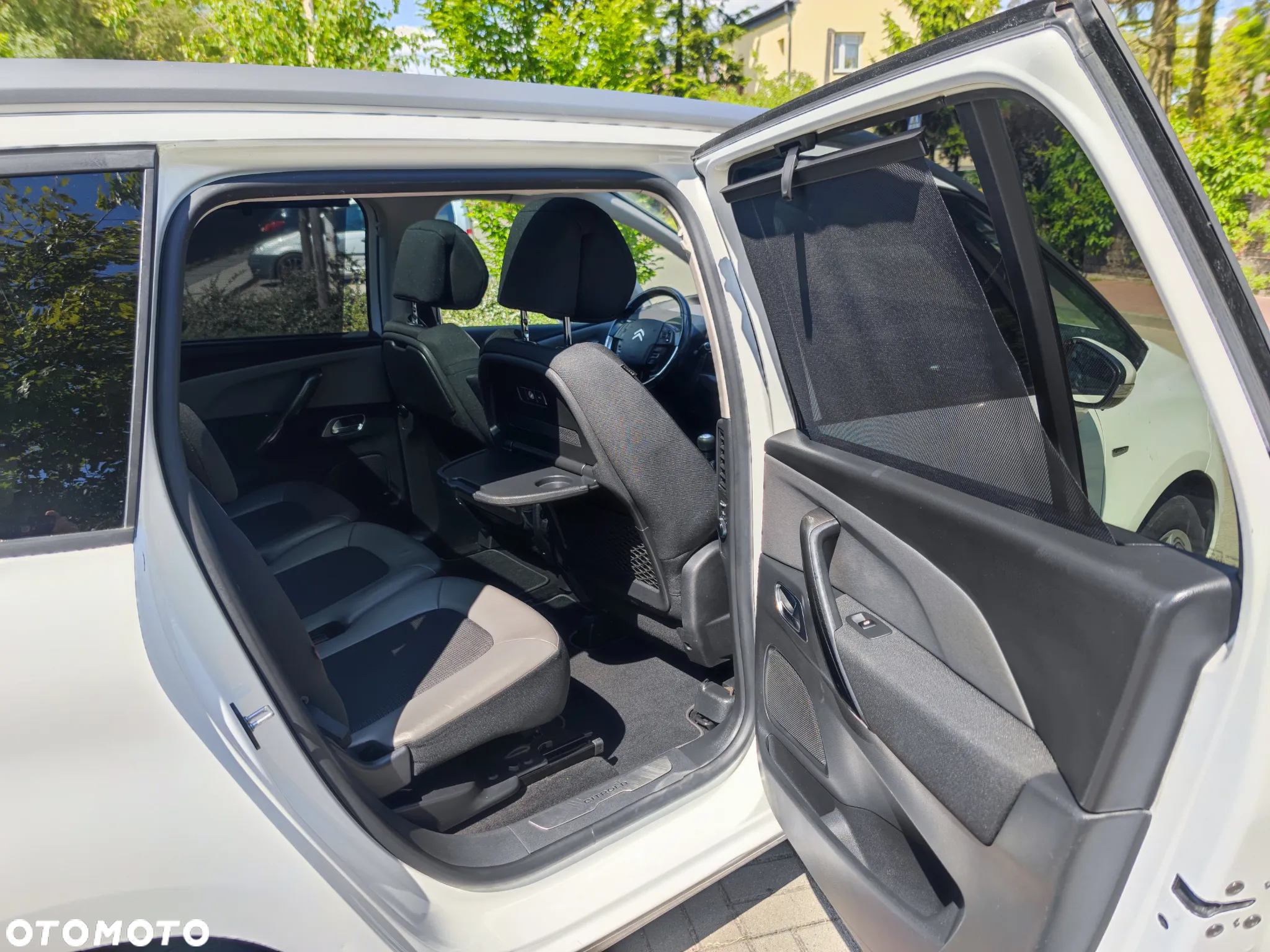 Citroën C4 Grand Picasso BlueHDi 120 Exclusive - 23