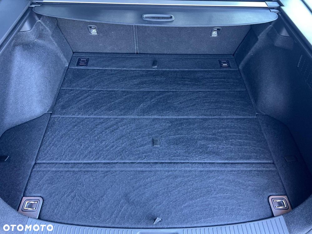 Hyundai i30 - 23