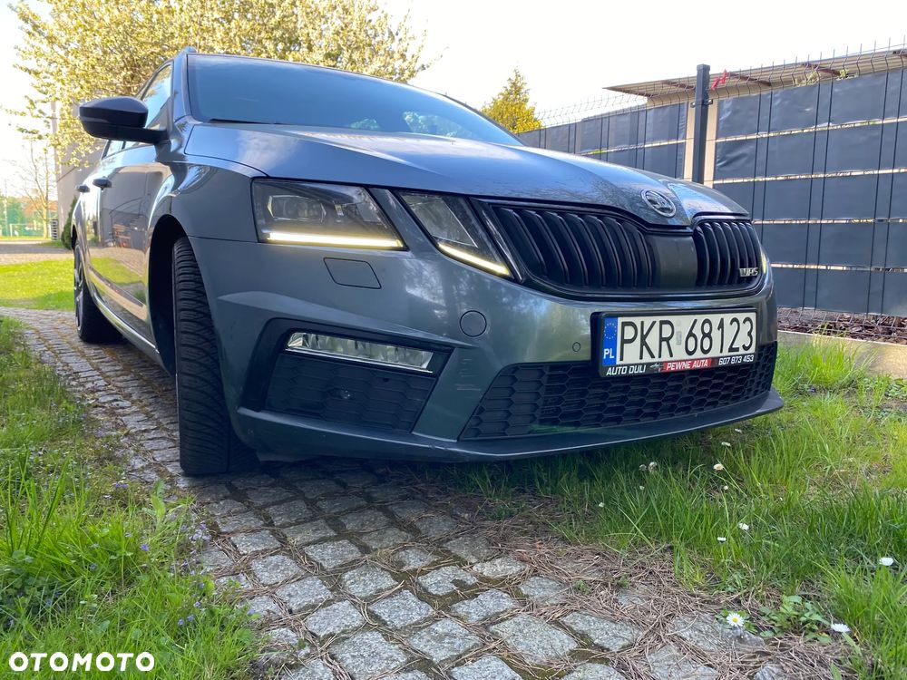 Skoda Octavia 2.0 TDI DSG RS - 4