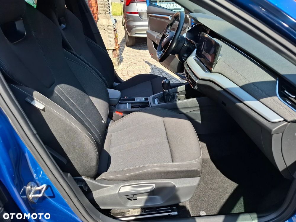Skoda Octavia 1.5 TSI ACT Sportline - 25