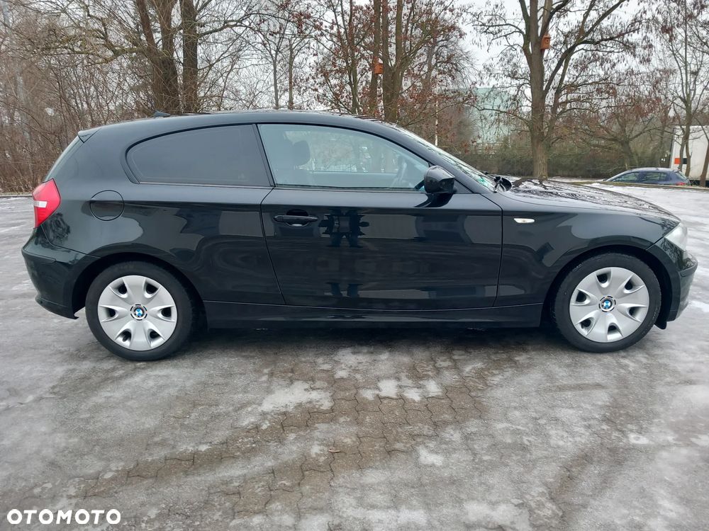 BMW Seria 1 116d - 4