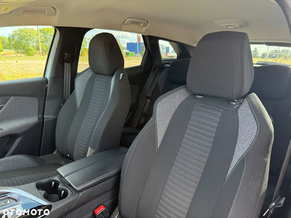 Peugeot 3008 - 16