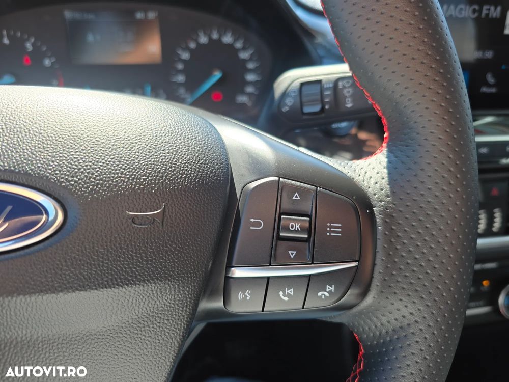 Ford Fiesta 1.0 EcoBoost mHEV ST Line - 13