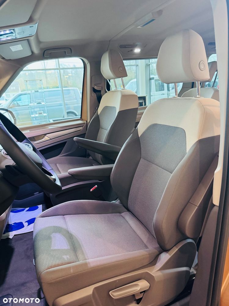 Volkswagen Multivan - 9
