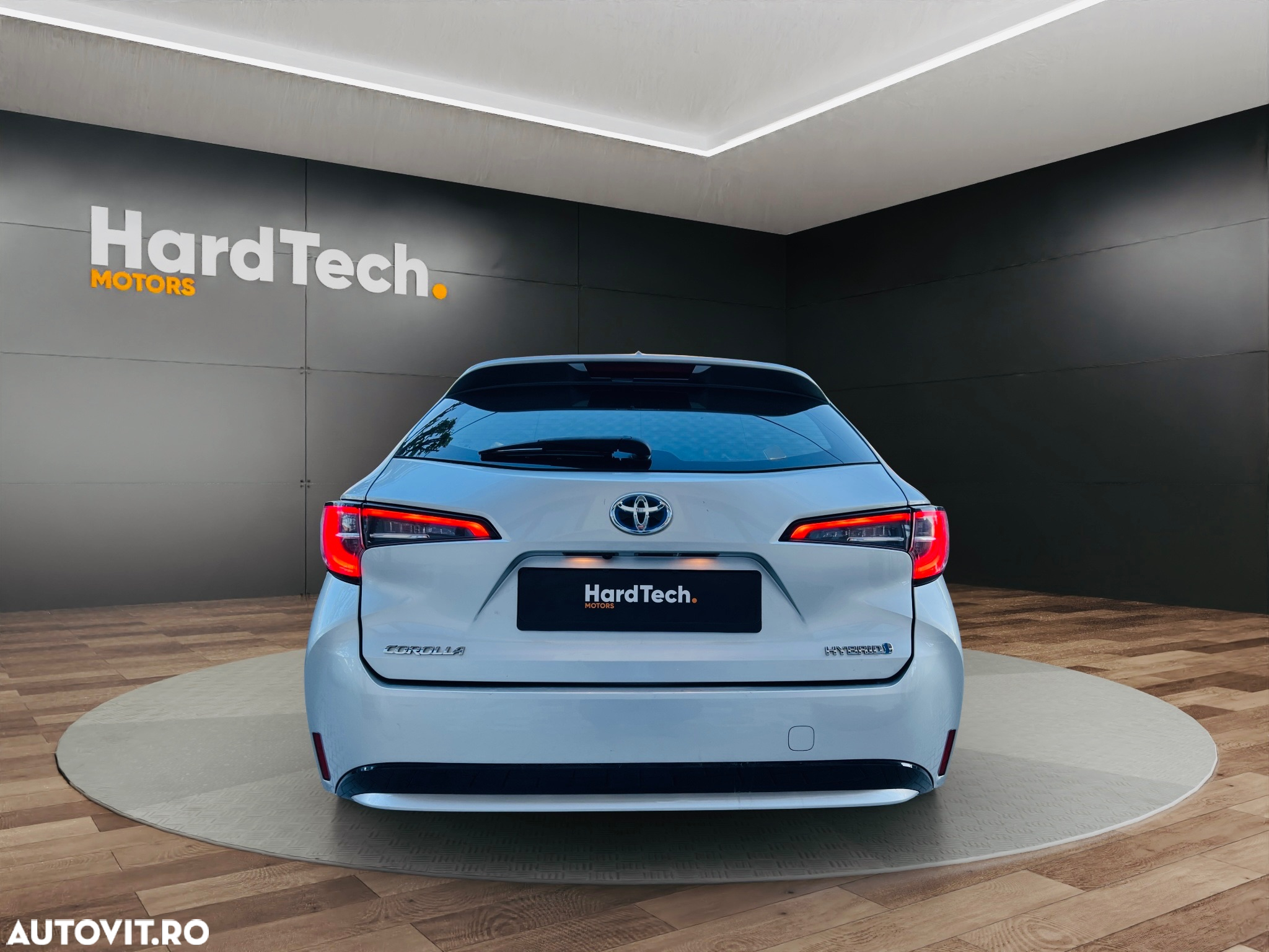 Toyota Corolla 1.8 Hybrid Business Edition - 5