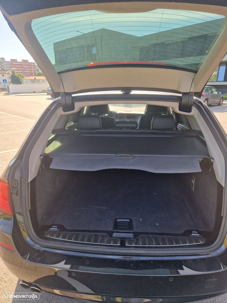 BMW 528 i xDrive Auto - 13
