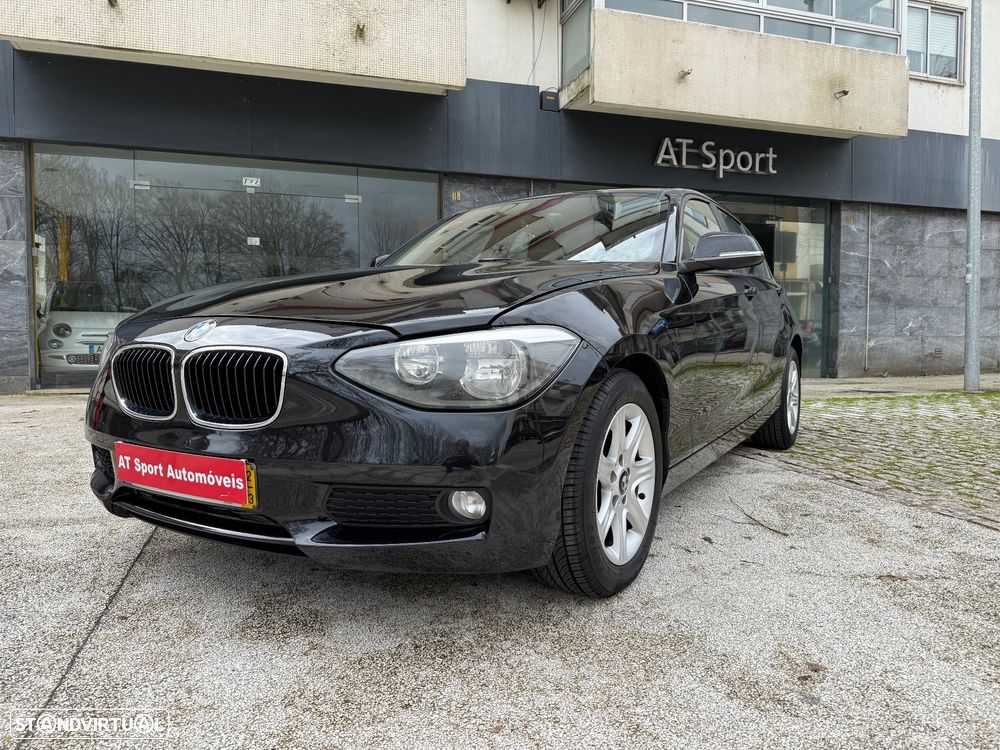 BMW 118 d Sport Line - 3