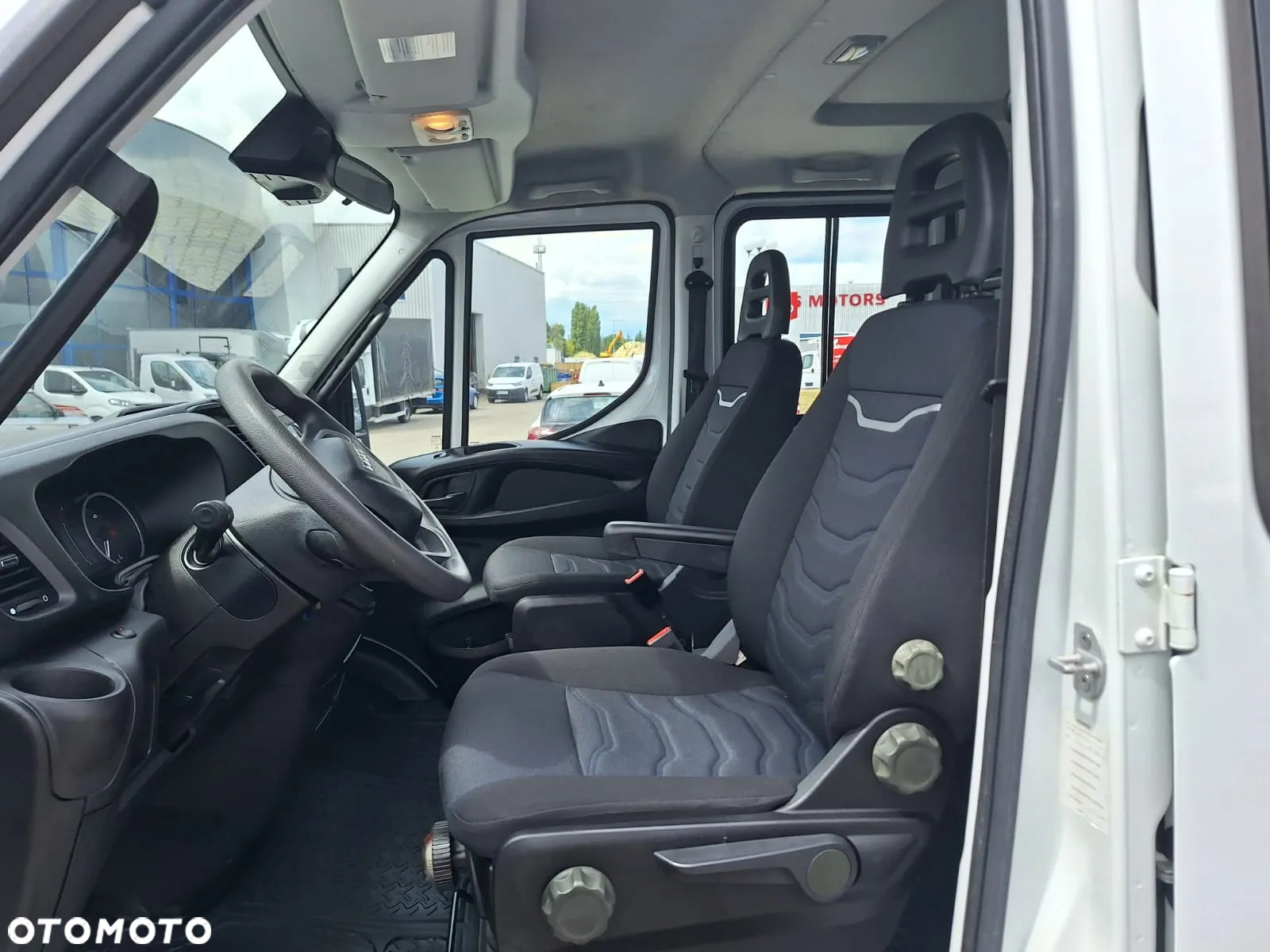 Iveco 35C16 3.0L Wywrotka Doka - 5