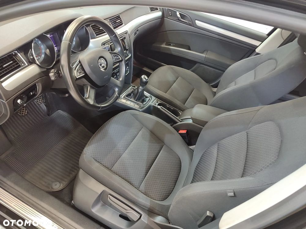 Skoda Superb 2.0 TDI Elegance - 20