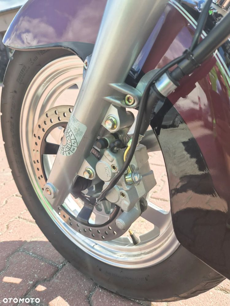 Hyosung GV - 8