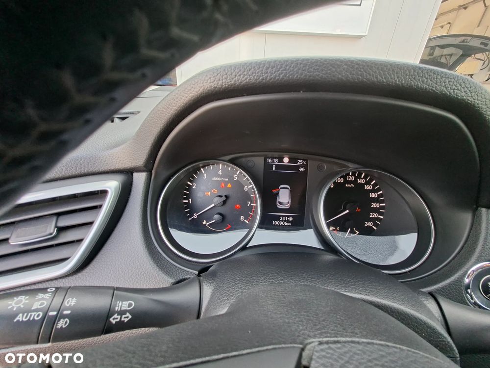 Nissan Qashqai 1.2 DIG-T Tekna EU6 - 27
