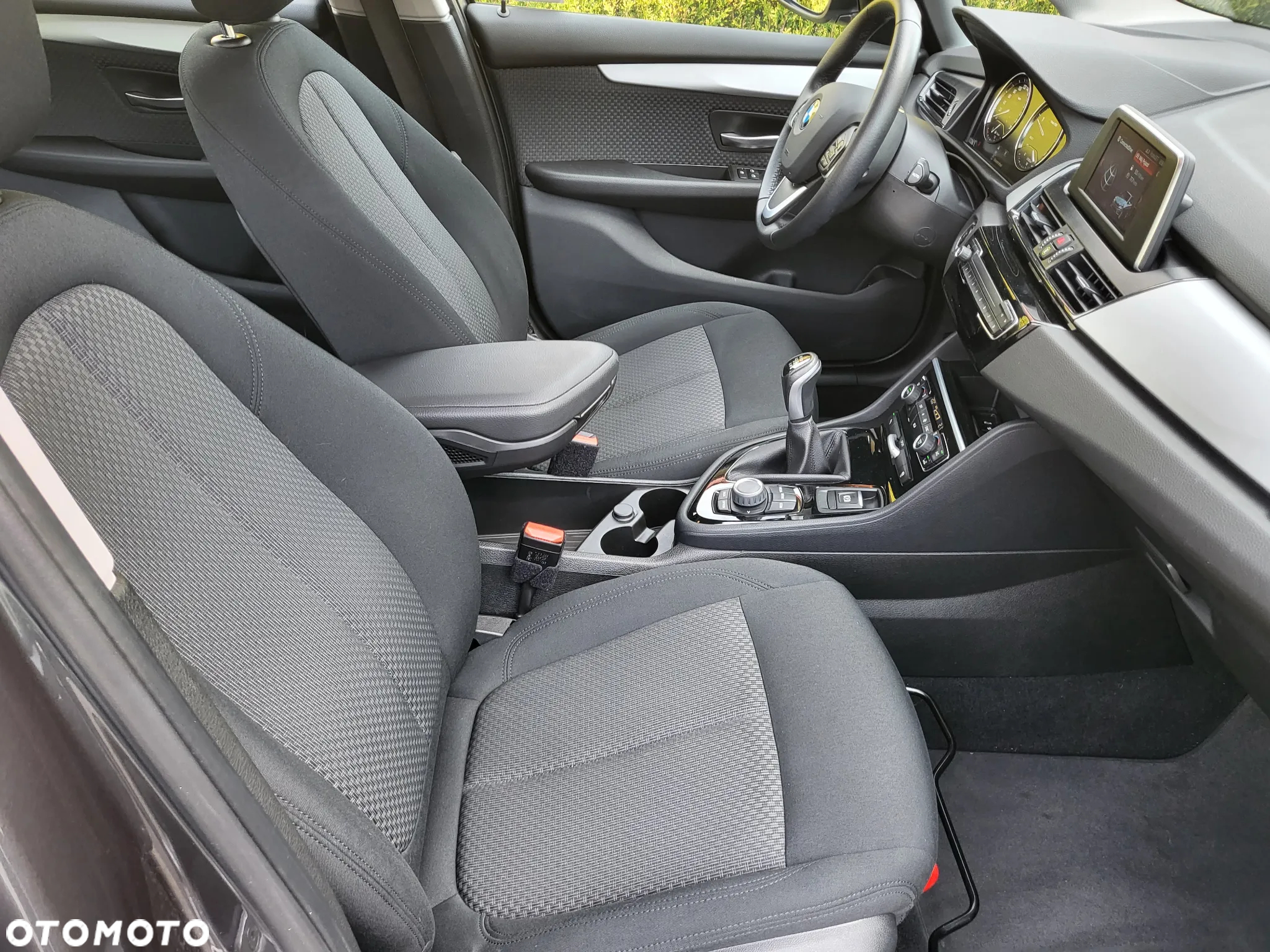 BMW Seria 2 218d Business Edition - 11