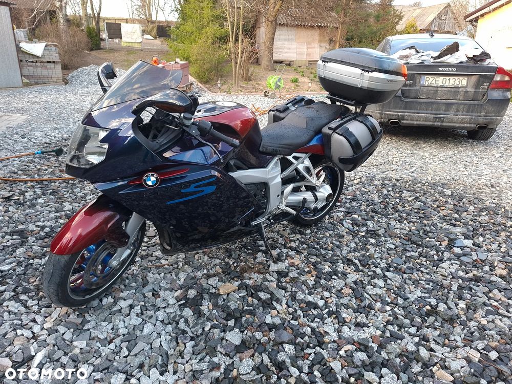 BMW S - 2