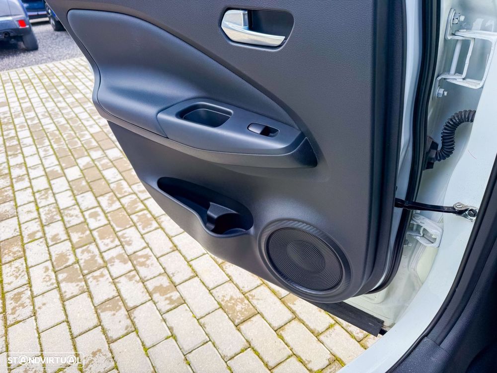 Nissan Juke 1.0 DIG-T Tekna TwoTone T DCT - 24