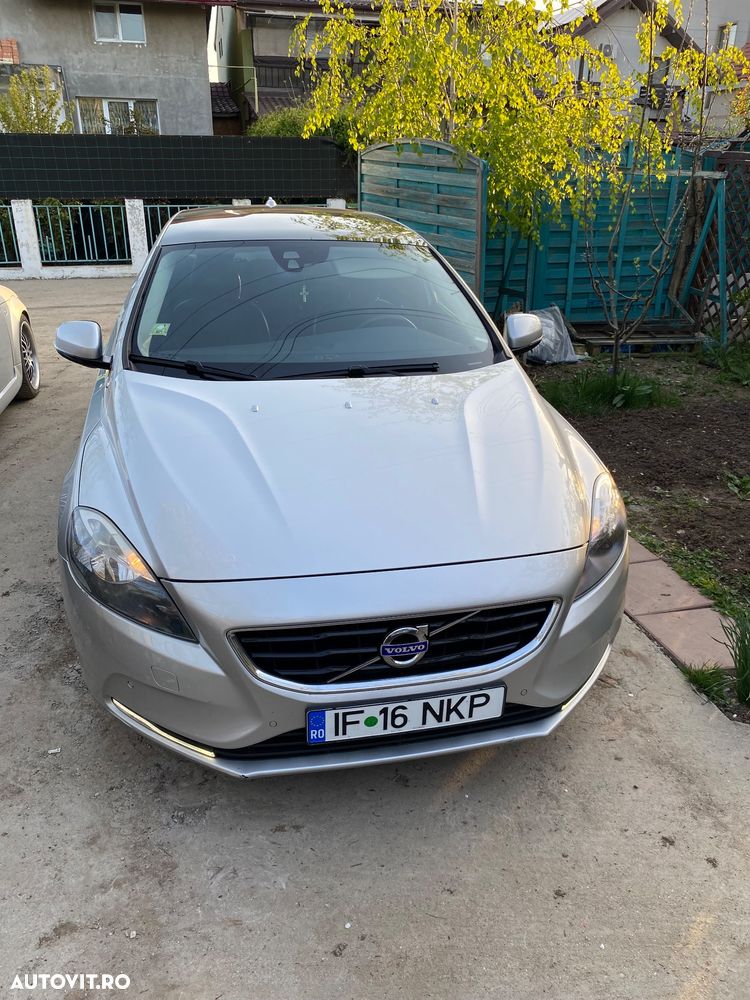 Volvo V40 D4 VEA Momentum - 2