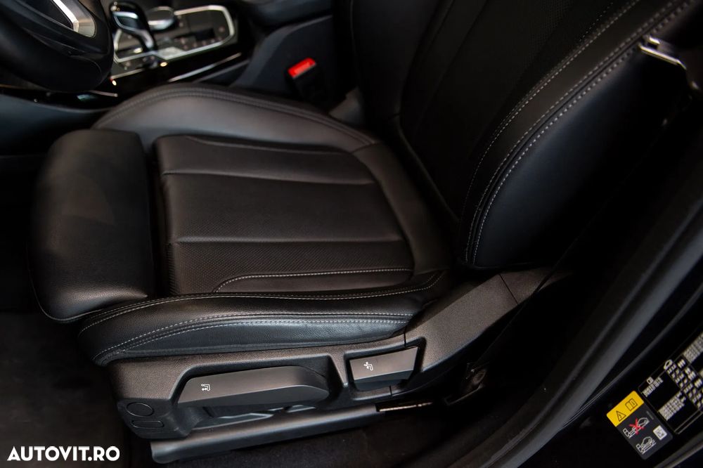 BMW X3 xDrive30e AT PHEV - 18