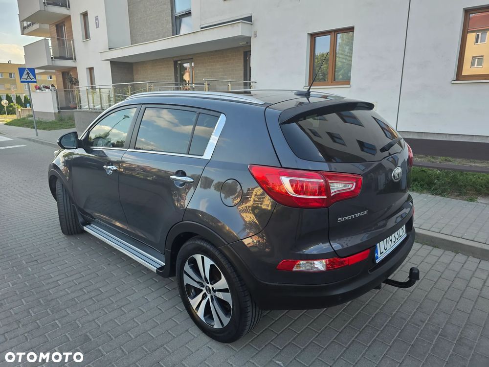 Kia Sportage 2.0 CRDI M AWD - 10
