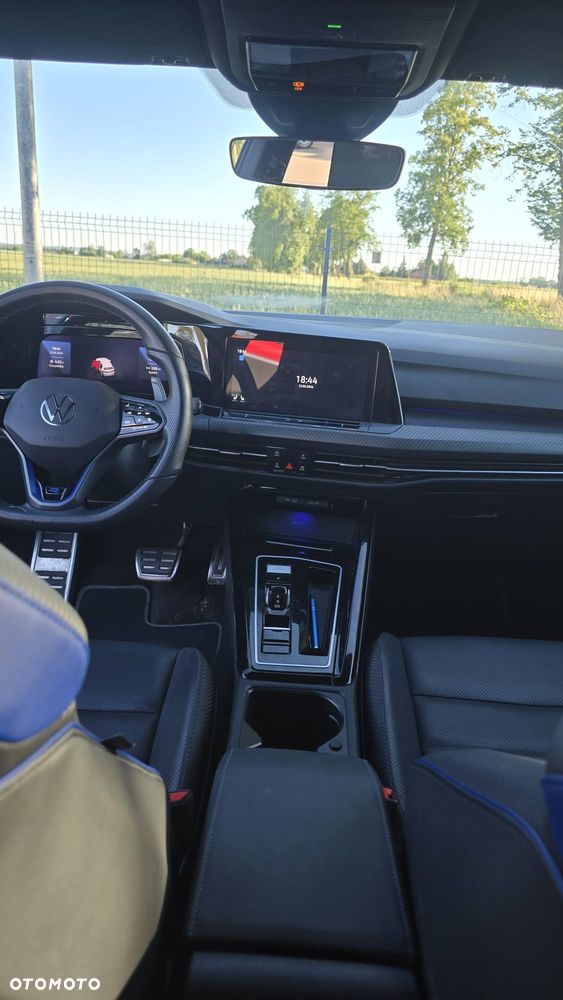 Volkswagen Golf - 14