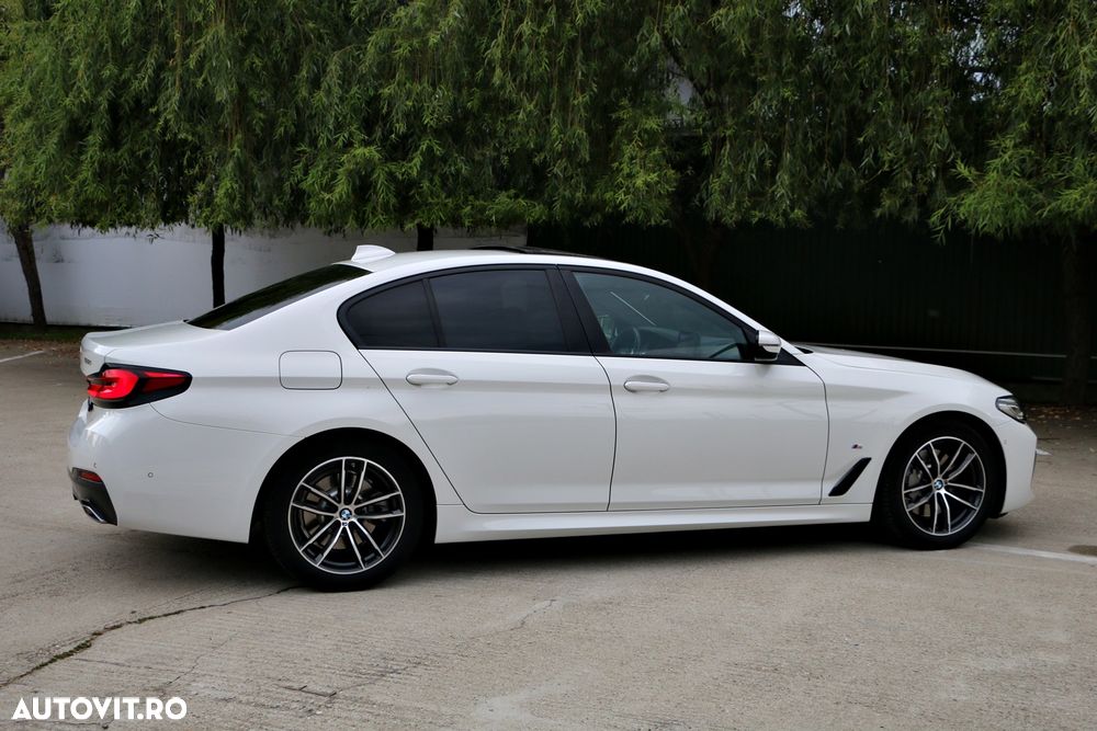 BMW Seria 5 530i xDrive AT MHEV - 7