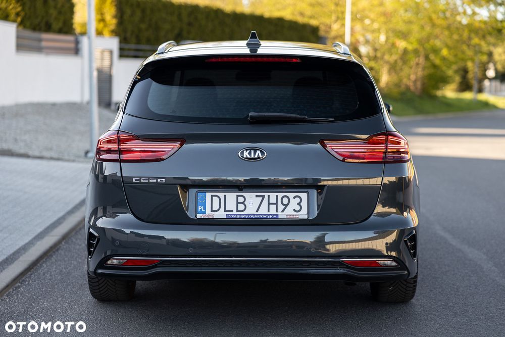 Kia Ceed 1.6 CRDi Platinum Edition - 5