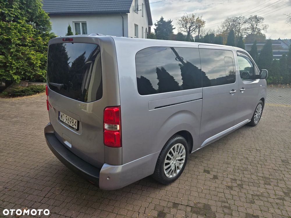 Peugeot Traveller - 5