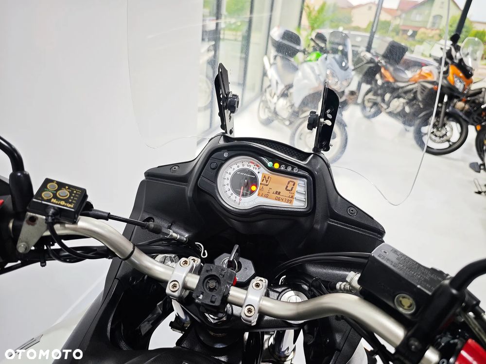 Suzuki V-STROM - 5