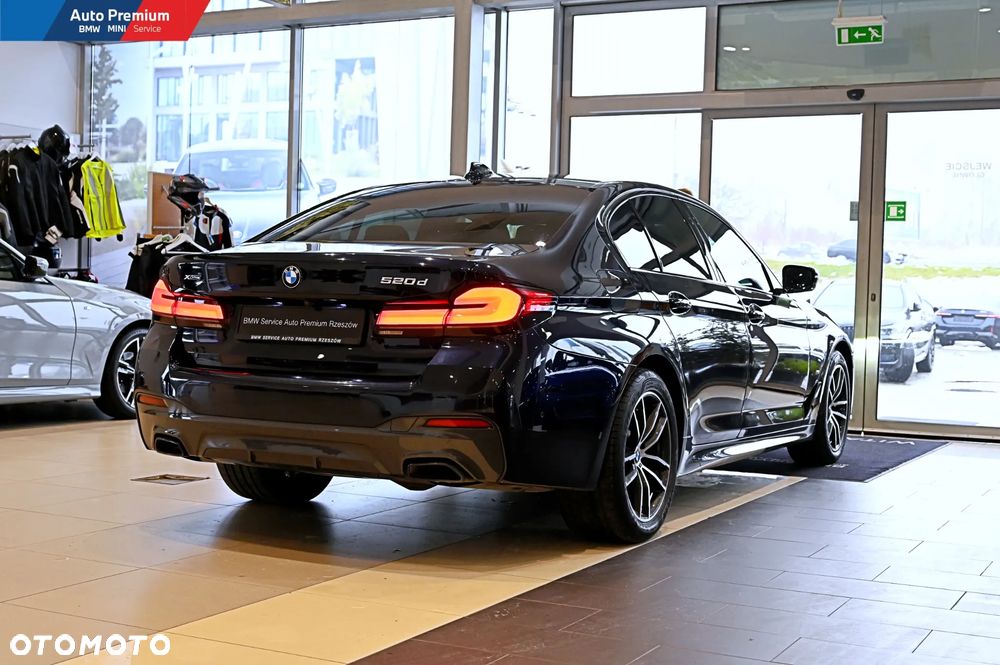 BMW Seria 5 520d xDrive - 20