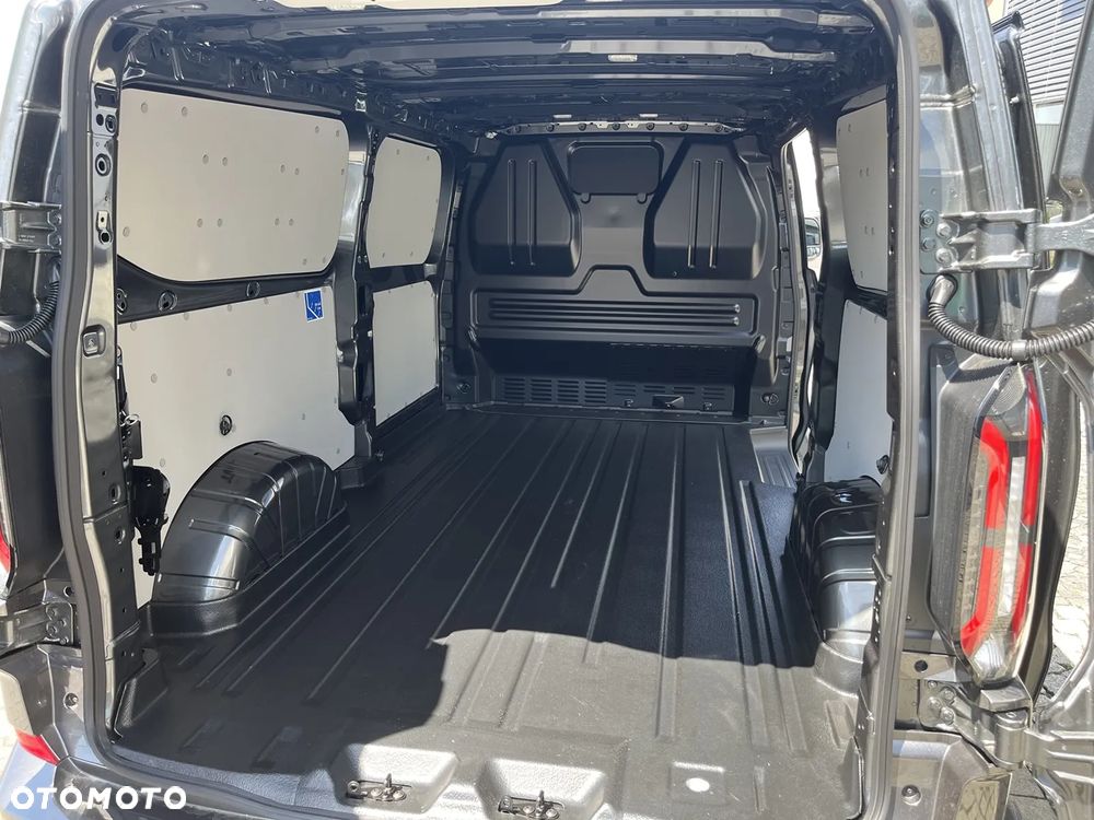 Ford Transit Custom V710 - 11
