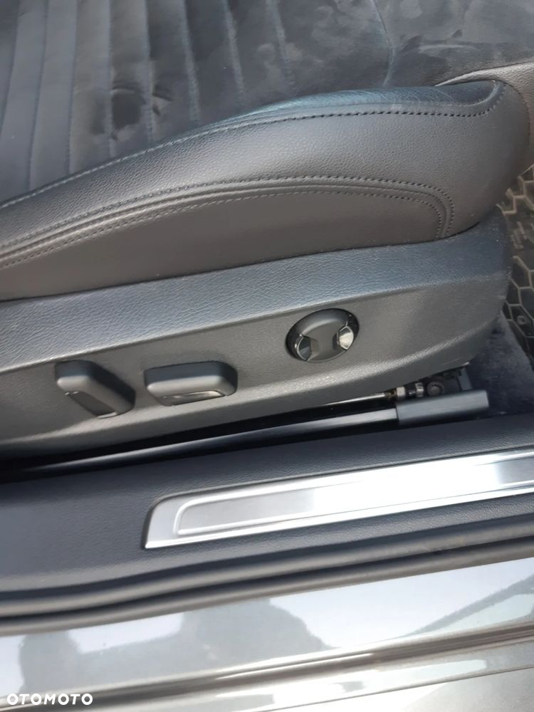 Volkswagen Passat - 5