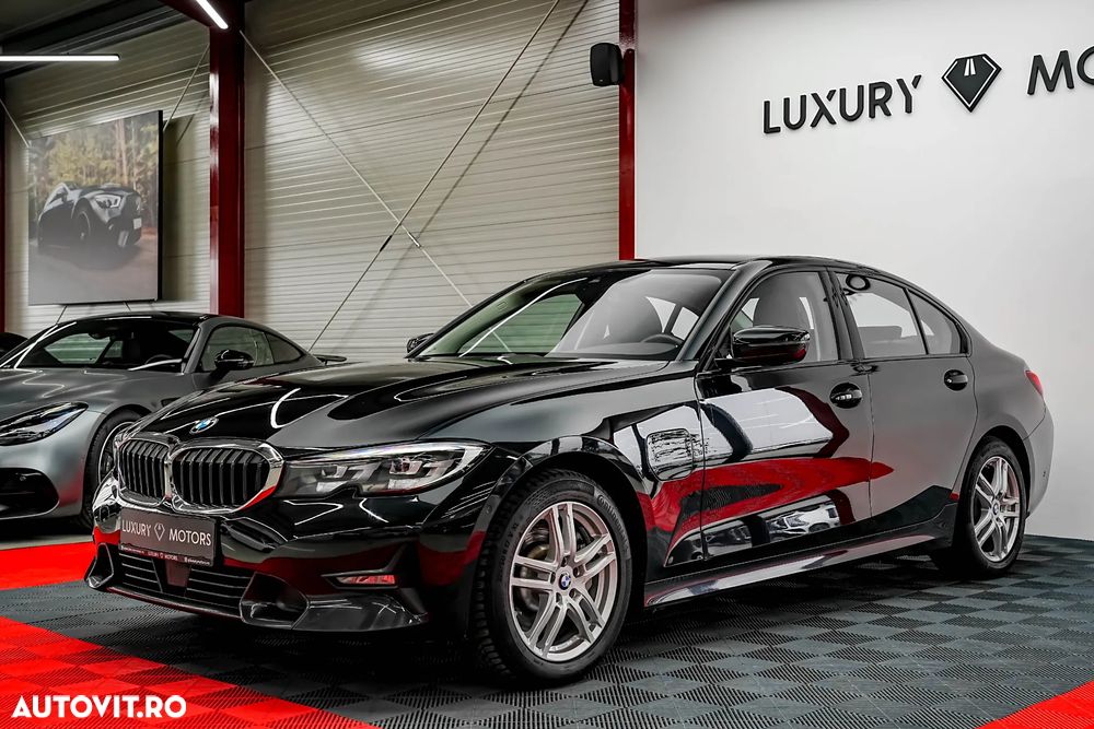 BMW Seria 3 330e Aut. - 1