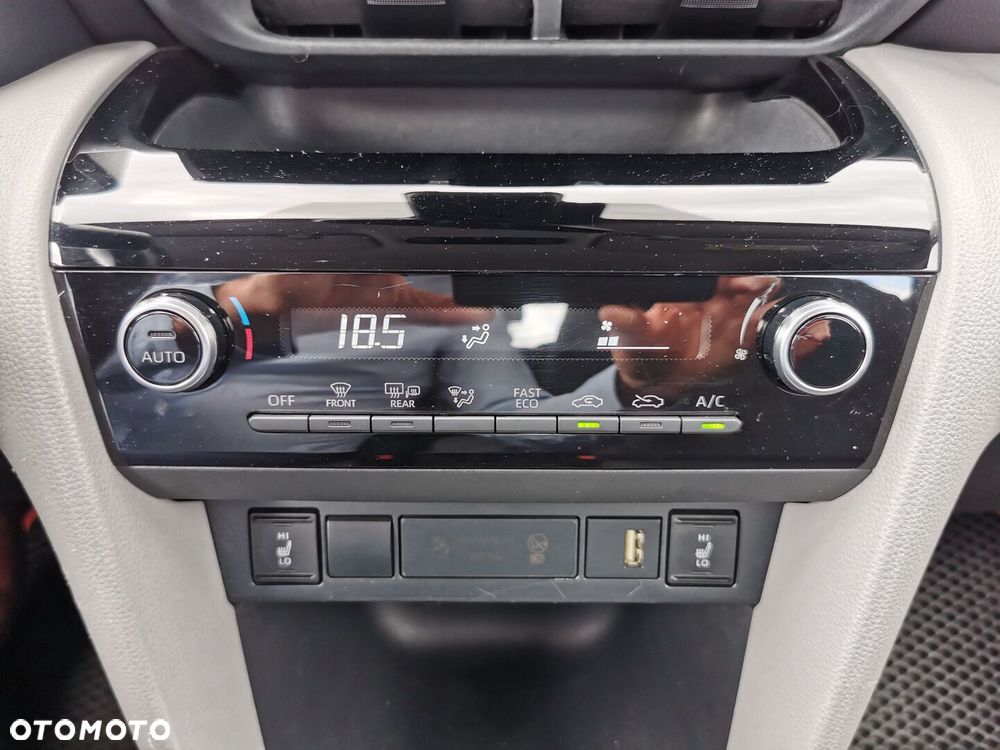 Toyota Yaris Cross Hybrid 1.5 Comfort - 22