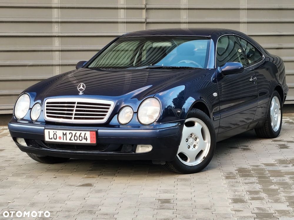 Mercedes-Benz CLK - 4