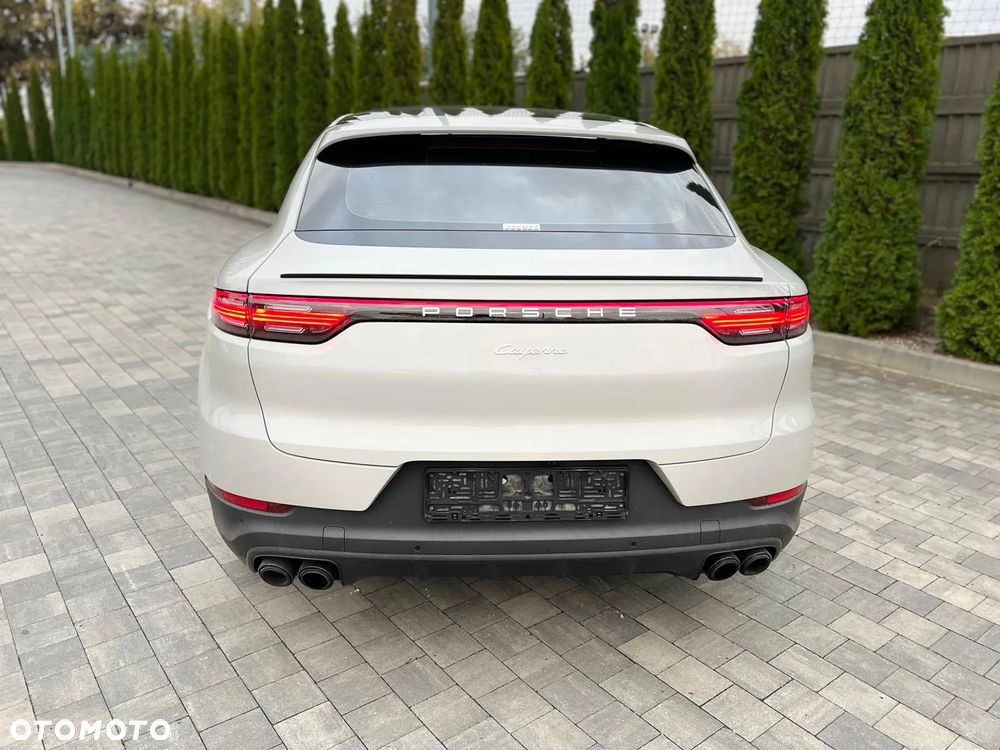 Porsche Cayenne Coupe - 8